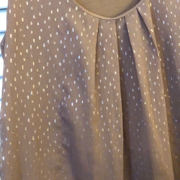 Tank - Picture 3 of 4